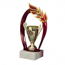 Pokalserie - Sieger - goldener Pokal - mit rotem Ehrenkranz