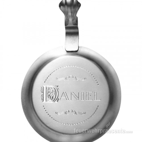 Diamantgravur auf dem Zinndeckel
